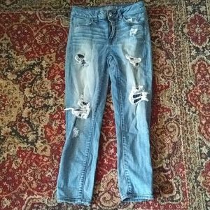 AMERICAN EAGLE OUTFITTERS EUC JEANS CROP